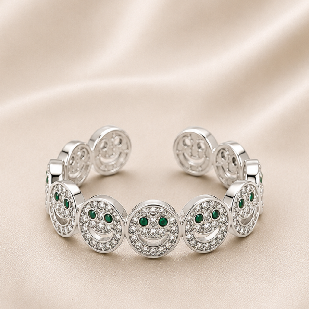 LUCKY LUXE SILVER RING