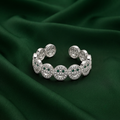 LUCKY LUXE SILVER RING